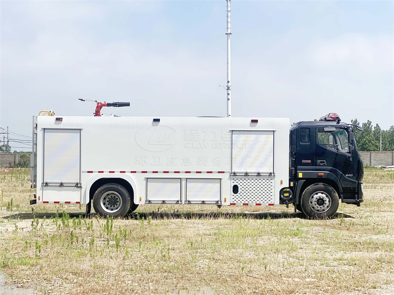 城市逆行者：消防车全景科普指南